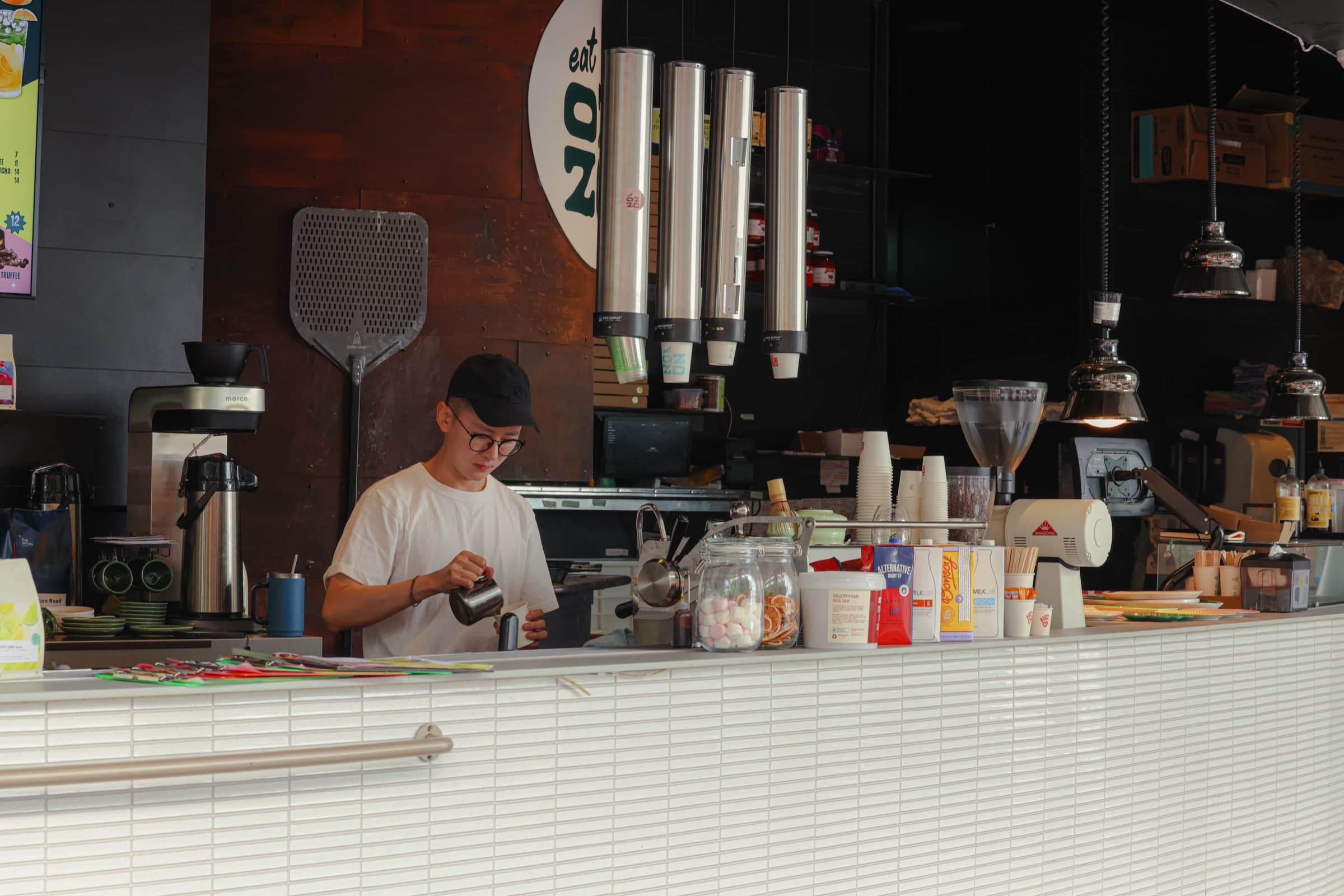 Eat Ozzo Pyrmont counter